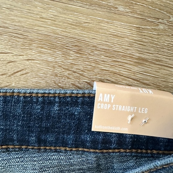 Kut From the Kloth Women’s Amy Crop Straight Leg Medium Wash Denim Sz 18W NWT - Picture 6 of 10